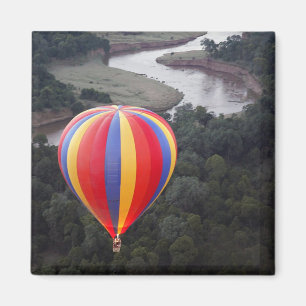 Imán Vuelo en globo aerostático sobre el río Mara