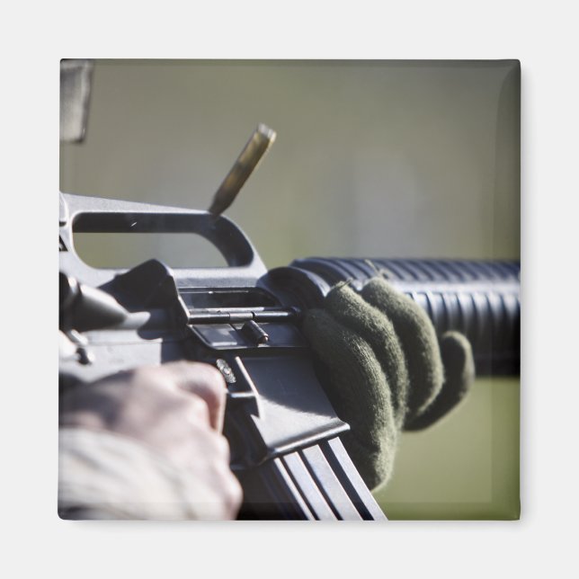 Imán Vuelos redondos desde la cámara de un M-16A2 (Frente)