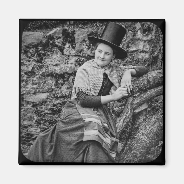 Imán Welsh Girl Traditional Dress Circa 1890 (Frente)