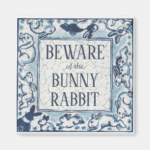 Imán Whimsical Blue Rabbit Tile Delft Dedham Beware