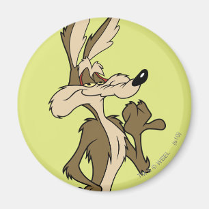 Imán WILE E. COYOTE™ se ve orgulloso
