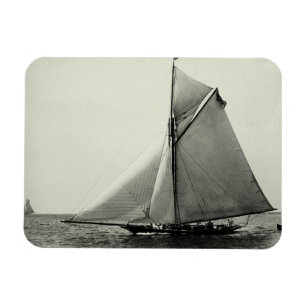 Imán Yate americano en el mar en 1891