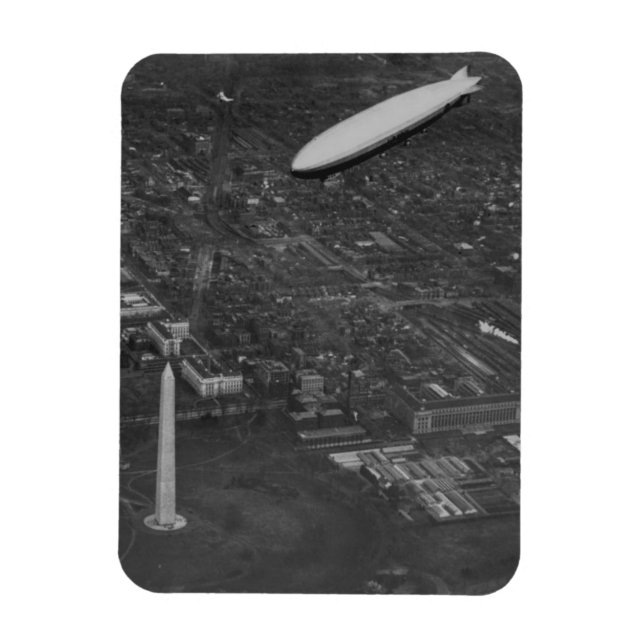 Imán ZR3 del avión estadounidense 'USS Los Angeles' sob (Vertical)