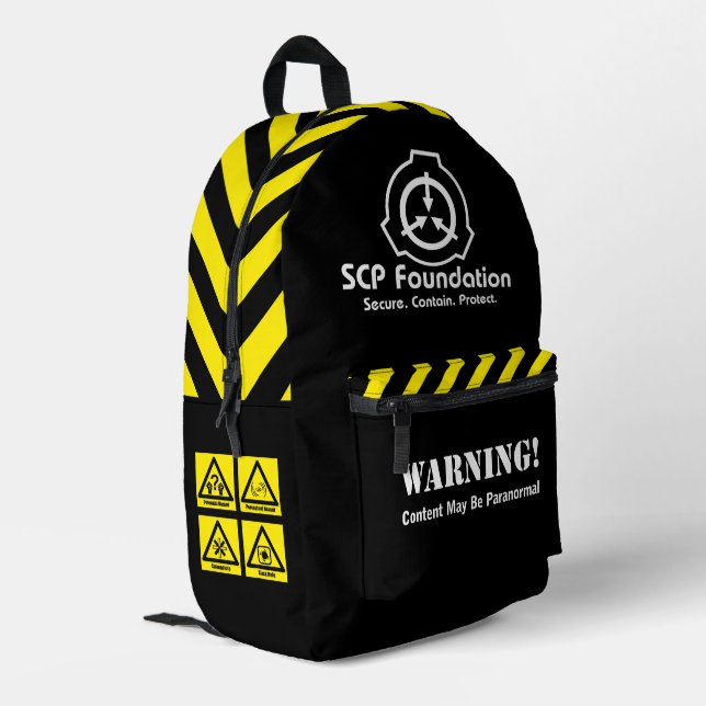 Impresa SCP Secure. Contener. Proteger. Mochila paranormal (Esquina izquierda trasera)