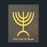 Impresión Con Bastidor Menorah Flame<br><div class="desc">Una representación digital de la menorah judía de siete ramas (hebreo: מְ נ וֹ רָ ‎). Añade tu propio texto. La menorah de siete ramas, utilizada en el santuario portátil establecido por Moisés en el desierto y más tarde en el Templo en Jerusalén, ha sido un símbolo del judaísmo desde...</div>