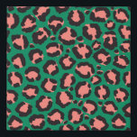 Impresión de animales de leopardo verde negro rosa<br><div class="desc">Este diseño moderno y de moda es perfecto para una clientela elegante. Cuenta con una huella animal de safari verde claro, rosa coral pintado a mano, negro y negro. Es elegante, genial, artístico y único. ***NOTA DE DISEÑO IMPORTANTE: Para cualquier solicitud de diseño personalizado, como solicitudes de productos coincidentes, cambios...</div>