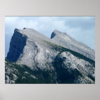 Impresión de montañas rocosas en paisajes de Canad