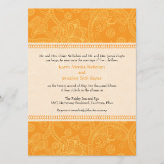 Impresión de Paisley en la invitación anaranjada