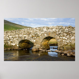 Impresión del puente irlandés antiguo