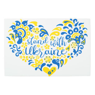 Impresión En Metal Apoyar a Ucrania con letras y corazón