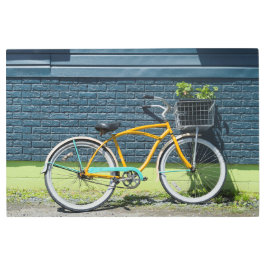 Impresión En Metal Bicicleta inclinada en la pared