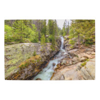 Cascada de cascada y río