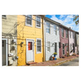 Impresión En Metal Fila de antiguas casas coloridas de madera