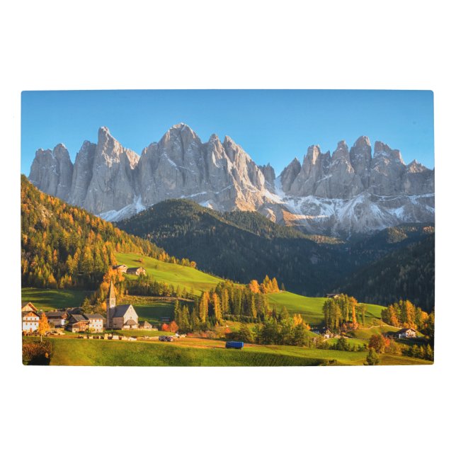 Impresión En Metal Iglesia y pueblo con paisaje montañoso (Anverso)