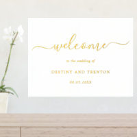 Boda de bienvenida minimalista y elegante de oro