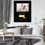 Impresión Metalizada Donde nuestro viaje comenzó Massachusetts Wed Phot<br><div class="desc">"Dónde comenzó nuestro viaje" diseño de foto de la pareja de bodas con el corazón movible en la ubicación de su boda u otra ocasión memorable. Para mover la ubicación del corazón, haga clic en "Personalizar" y, a continuación, en "Personalizar" y arrastre el corazón hasta la ubicación que elija. Otros...</div>