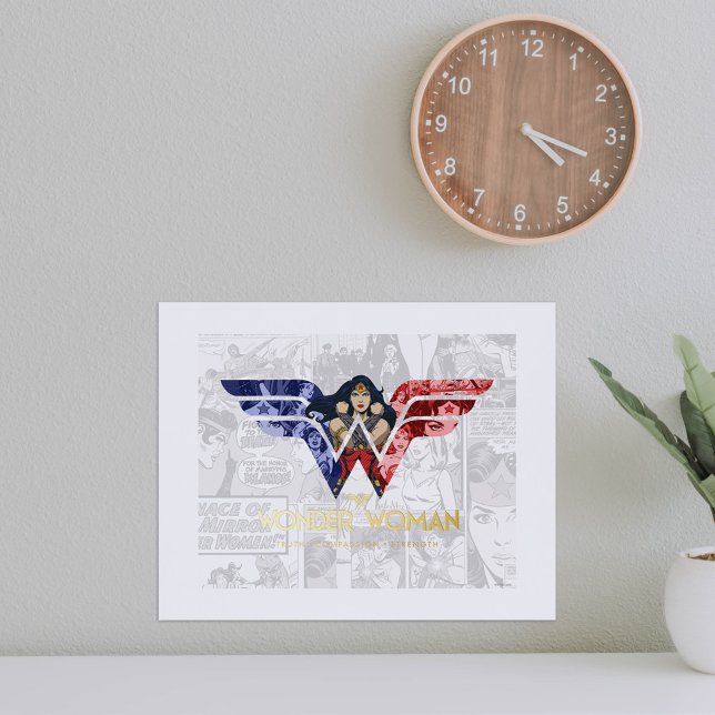Impresión Metalizada Mujer Maravilla cruzó los brazos en el collage de  (Foil print on wall)