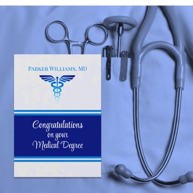 ¡Impresionante! Tarjeta de graduación médica (Subido por el creador)