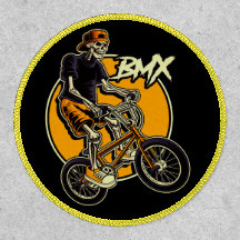 Increíble piloto de bicicleta BMX genial con calav