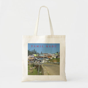 India Tamil Nadu pueblo mira la bolsa de tosco