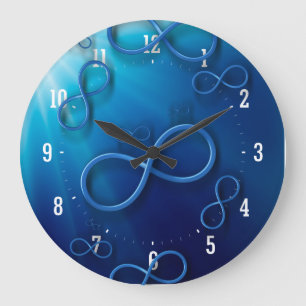 Infinito en el reloj de pared azul iluminado del