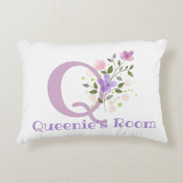 Inicial y nombre con almohada de acento de diseño 