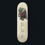 *~* Iniciales Damask Royal Troll AP89 Skateboard<br><div class="desc">(Código de búsqueda AP89 para elementos Troll y AP88 para elementos de temas medievales) Transferir fácilmente a otros productos Zazzle. Skateboard de fondo NEGRO. Los colores brillantes y tan felices del NÓNICO Arcoiris simplemente emiten las imágenes TROLL y LETRAS. Personalizar / Personaliza tus INICIALES / MONOGRAM y juega con el...</div>
