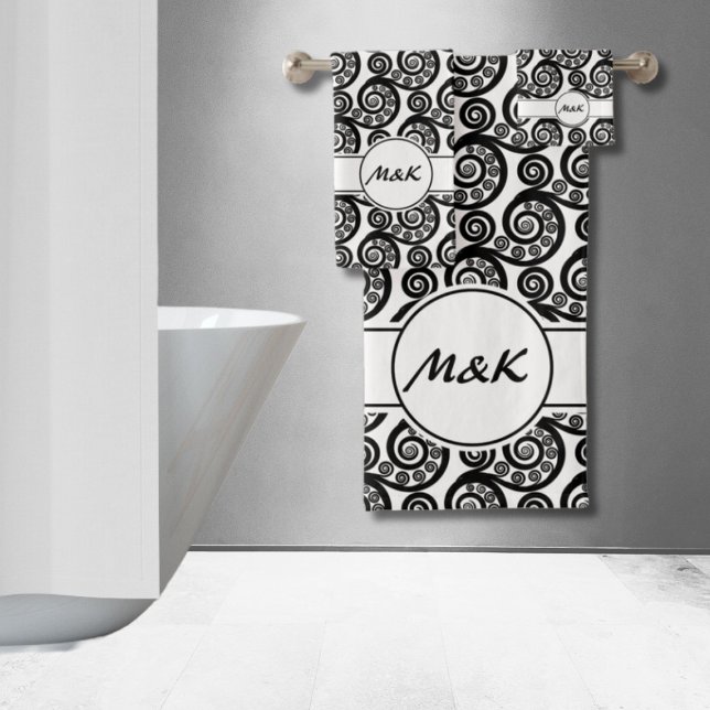 Iníciales elegantes de negro y blanco Helecho Botá (Elegant Black White iniials Botanical Fern Frond Bath Towel Set)
