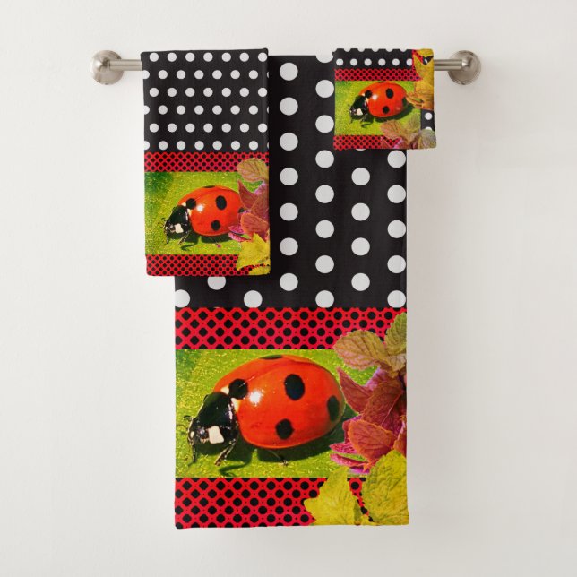 Innocent Lil Red Bug Ladybug (In situ)