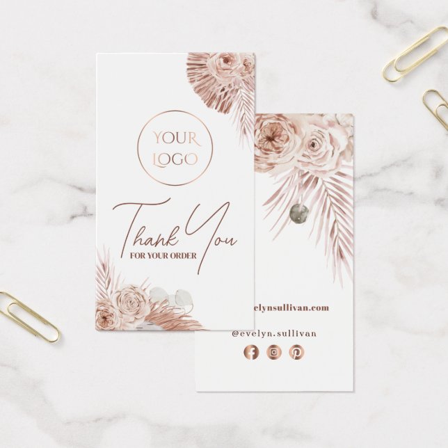 Inserción del paquete de rosas Boho (Oficina)