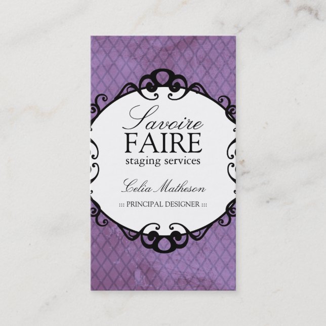 Interior con clase que diseña tarjetas de visita (Anverso)