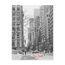 Invierno frente a la tarjeta postal de la estación