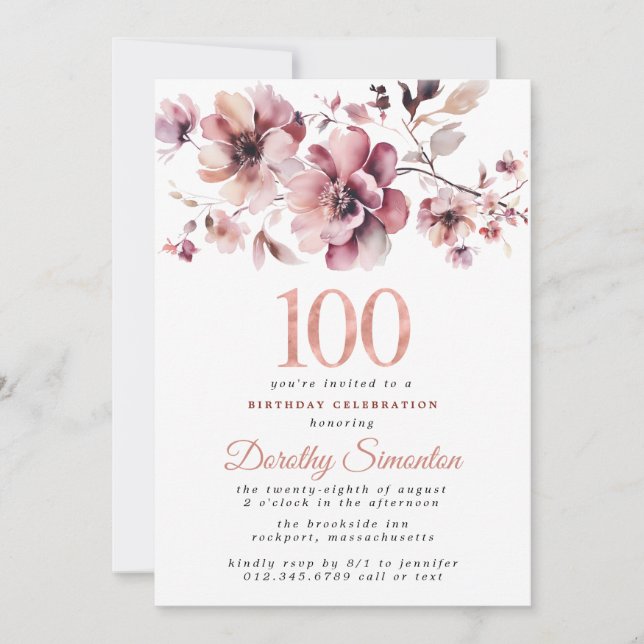 Invitación 100.º cumpleaños Borgoña Polvoriento Rubor Floral  (Anverso)