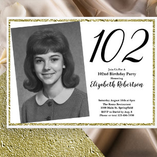 Invitación 102 Cumpleaños Foto Personalizada Blanco y Dorado 