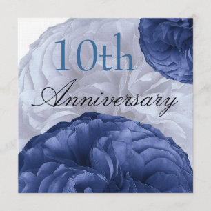 Invitación 10mo Rosas del azul marino del aniversario y