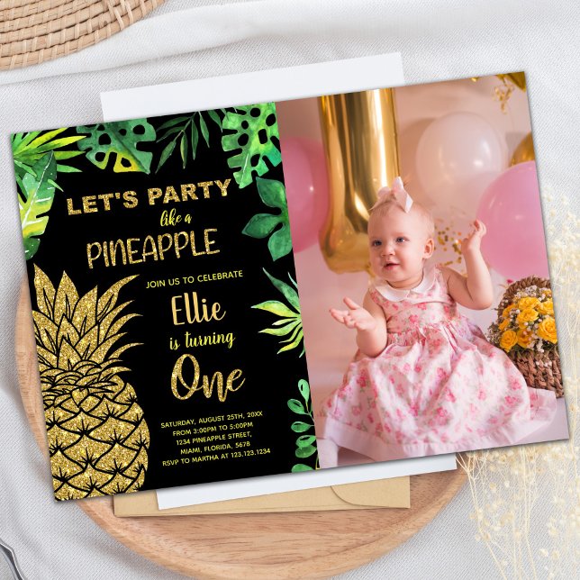 Invitación 1.ª piña Purpurina dorada negra con foto (1st Black Golden Glitter Pineapple with photo Invitation)