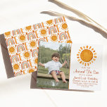 Invitación 1.ᵉʳ Viaje Amarillo Sunshine Photo Birthday<br><div class="desc">Primer viaje alrededor del sol,  suntuosa invitación de cumpleaños. ¡Personalizable!</div>