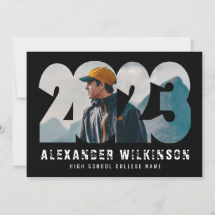 Invitación 2023 Modern Bold Script trendy 4 Graduación de fot