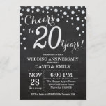 Invitación 20.º Aniversario Boda Chalkboard Plata negra<br><div class="desc">20° Aniversario del Boda Invitación a la plata y a los negros. 20º Aniversario del Boda. Fondo del diamante del Purpurina negro y plateado. Confetti plateado. Cumpleaños de adultos. Fiesta de cumpleaños de hombre o mujer. Para una mayor personalización, haga clic en el botón "Personalizar" y utilice nuestra herramienta de...</div>