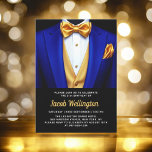 Invitación 21ª Jornada de cumpleaños Royal Blue and Gold Tuxe<br><div class="desc">Celebre con estilo esta invitación al evento de cumpleaños Royal Blue y Gold Tuxedo, exuberante elegancia y sofisticación. El elegante fondo negro y los brillantes acentos dorados marcan la tónica de una aventura de lujo, perfecta para una celebración de un hito. Con su refinado diseño inspirado en el esmoquin, esta...</div>