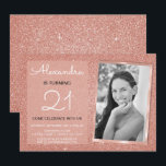 Invitación 21.ª Rosa dorada Rubor Foto rosa<br><div class="desc">El 21st Chica Birthday Party Elegant Faux Sparkle y el Rosa Purpurina Gold o las Invitaciones Rubor Pink Birthday son perfectas para una fiesta de cumpleaños rosada o de oro Subió en Rubor. Estas invitaciones fotográficas o de imágenes son perfectas para una mujer que cumple la Fiesta del 21º cumpleaños....</div>