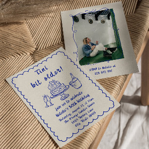 Invitación 30.ª Mano Azul dibujó foto de cumpleaños de pastel