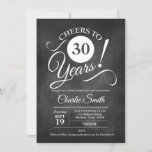 Invitación 30.º Fiesta de cumpleaños con patrón de tablero<br><div class="desc">Invitación a la fiesta de cumpleaños número 30 para hombres y mujeres. Elegante diseño blanco y negro con diseño de pizarra y tipo de letra de guión de tipografía. ¡Salud a 30 años! Se puede personalizar a cualquier edad.</div>