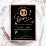 Invitación 30.º Fiesta de cumpleaños - Rosa Oro Negro CUALQUI<br><div class="desc">Invitación a la fiesta de cumpleaños 30 para mujeres. Elegante carta de invitación en negro con falso Relieve metalizado rosa de oro purpurina. Caracteriza el tipo de letra del script de tipografía. ¡Salud a 30 años! Se puede personalizar en cualquier año. Perfecto para una celebración de cumpleaños adultos.</div>