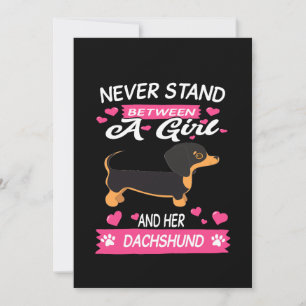 Invitación 3 Nunca te pongas entre una chica y su Dachshund