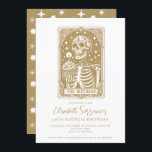 Invitación 40.ª sorpresa Cumpleaños Gothic Gold Tarot<br><div class="desc">Una 40.ª invitación sorpresa de cumpleaños al estilo de una carta de oro tarot,  con esqueleto,  quequito de cumpleaños y velas. Un divertido y atrevido ambiente gótico oculto. La invitación está disponible en formato impreso,  como descarga digital,  o en ambos.</div>