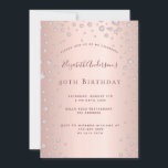 Invitación 40.º fiesta rosa diamante de oro<br><div class="desc">Una invitación moderna,  elegante y glamurosa para una fiesta de 40 años. Un fondo dorado subió con elegantes diamantes de oro rosa. El nombre está escrito con un guión moderno de estilo con letras de color rosa oscuro y dorado. Plantillas para los detalles del fiesta.</div>