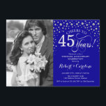 Invitación 45º Aniversario de Boda con Foto - Azul Plata<br><div class="desc">Invitación de 45º Aniversario de Boda con Foto. Diseño elegante en azul real plata y zafiro con letra script y confeti. Se puede personalizar para mostrar cualquier año de matrimonio. ¡Salud por 45 años!</div>