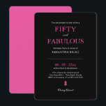 Invitación 50.ª tipografía rosada moderna de la fiesta de cum<br><div class="desc">Celebre con estilo estas invitaciones de 50 años, modernas y únicas, perfectas para una celebración de 50 y fabulosas. Este moderno diseño presenta una tipografía en negrita rosa y negra en un elegante fondo negro, creando un estilo contemporáneo y simple. En el reverso se aprecia el color rosa que combina...</div>