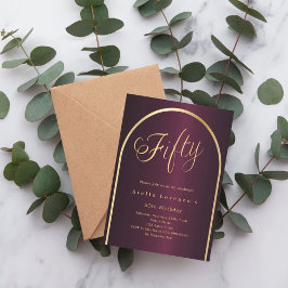 Invitación 50.º lujo del guión de oro burgundy de cumpleaños